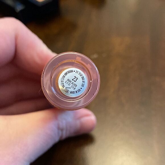 New 3 Full Size items Makeup Bundle Lot MRSP$69 - Picture 4 of 4